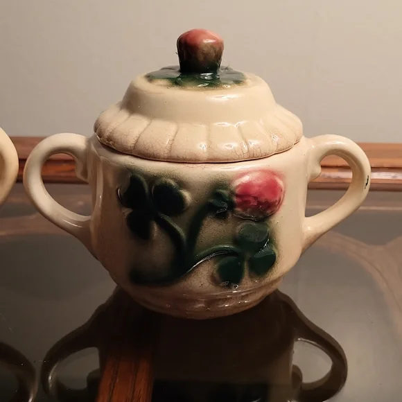 Vintage McCoy Brushed Creamer and Sugar Bowl - Picture 2 of 9